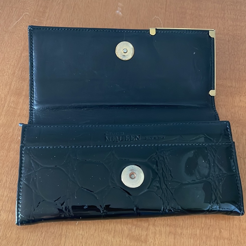 Alexander Mcqueen Croc-Embossed Wallet In Black Patent Leather - Picture 7 of 10